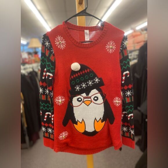 NO Boundries Ladies Small Christmas Sweater - Picture 1 of 4